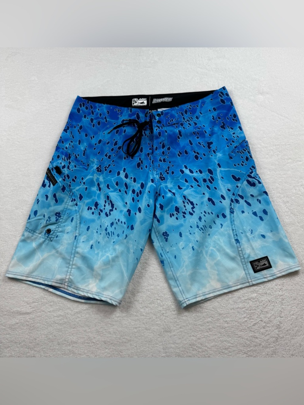 Pelagic sharkskin board shorts men’s  34 blue technology swim fish performance